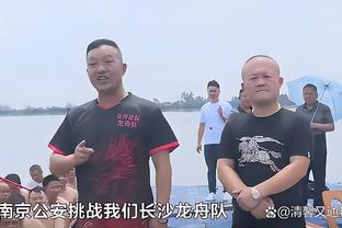 尽全力了！谢顿-夏普出战40分钟 三分6中3得到21分1助2断1盖帽